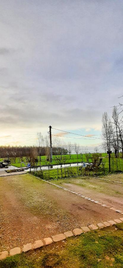 Vakantiewoning Victors Hof Tot 4 Pers Lievegem Esterno foto